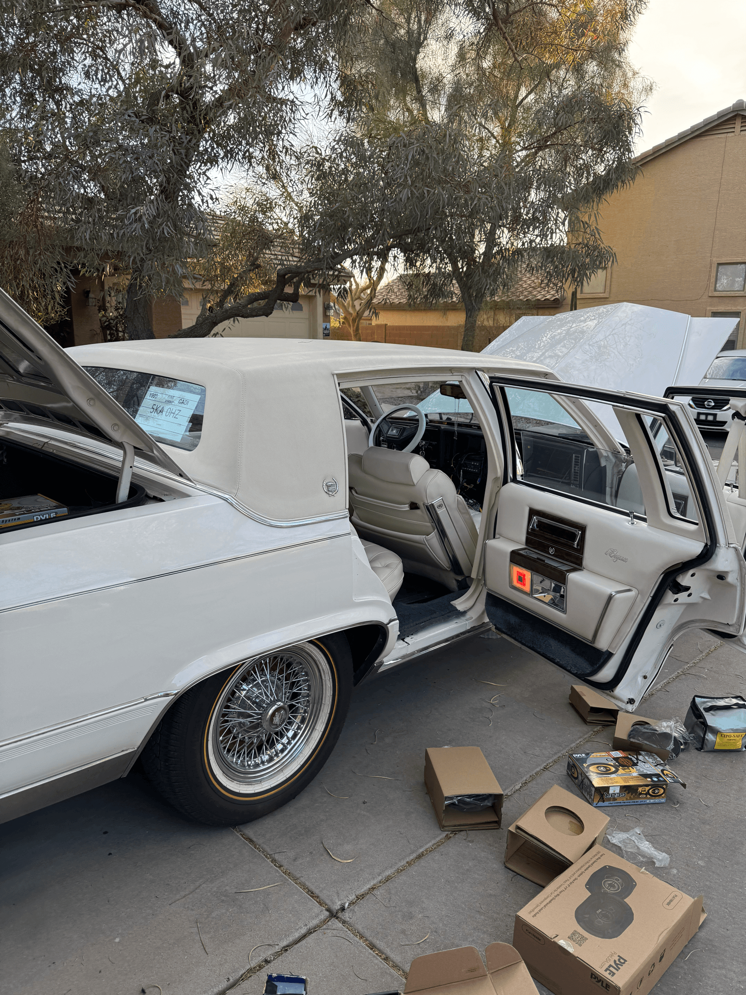 Arizona Client — Cadillac Full Audio System