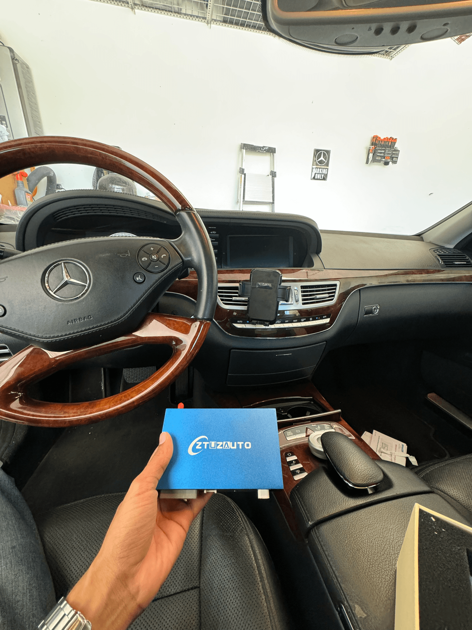 Mercedes S-Class — Android Upgrade