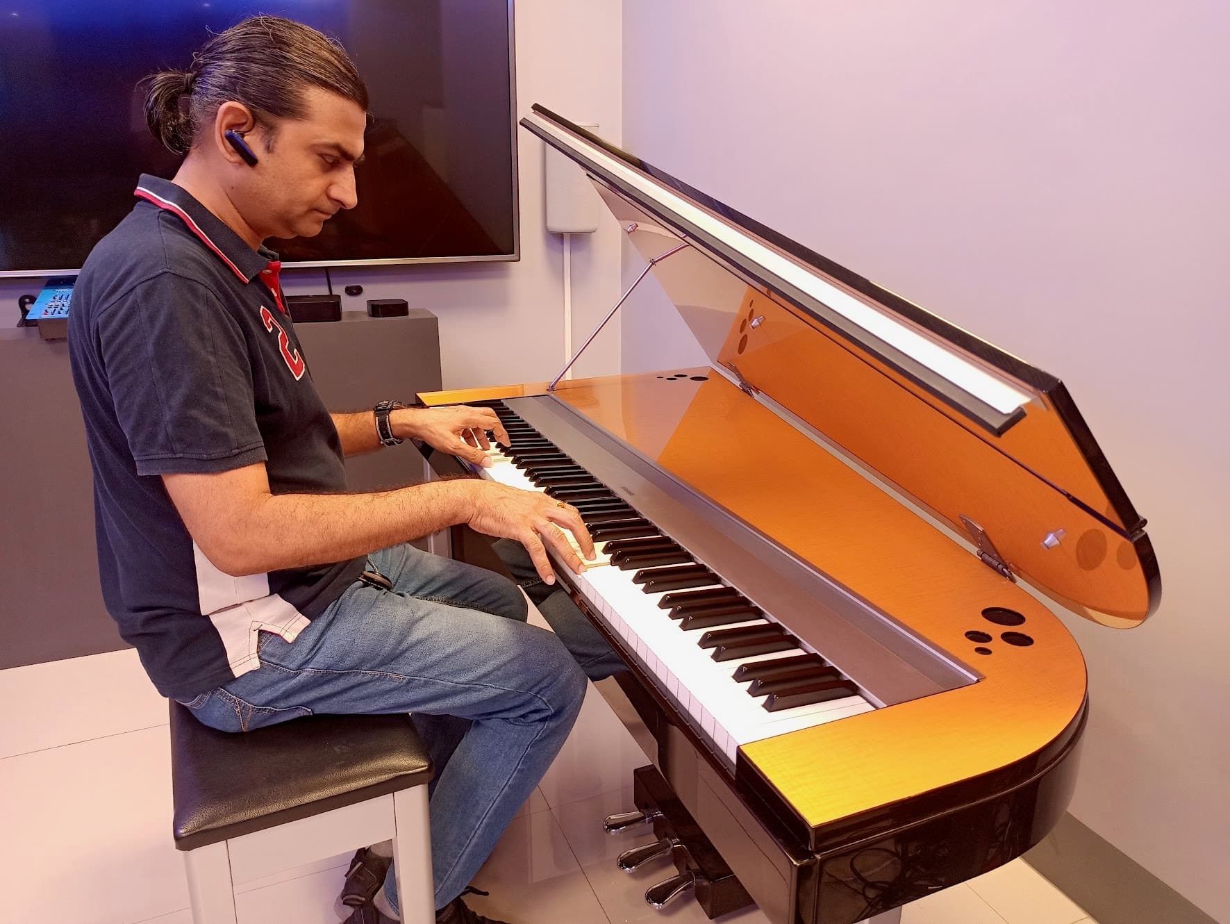 Yamaha AvantGrand — Client Demonstration