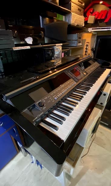 Yamaha Clavinova — AudioQore Showroom