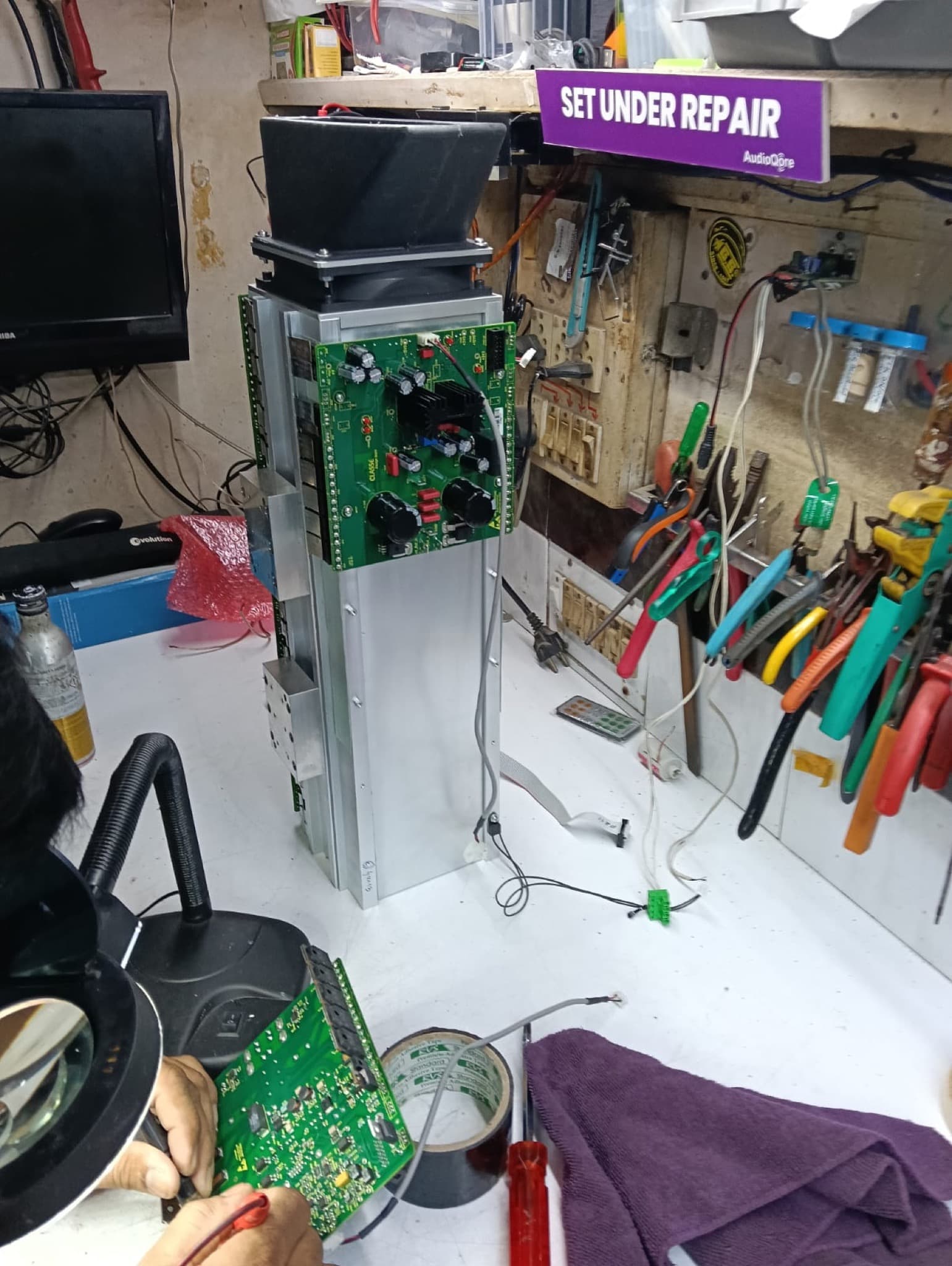 Column Speaker — Open Chassis, Repair Bench